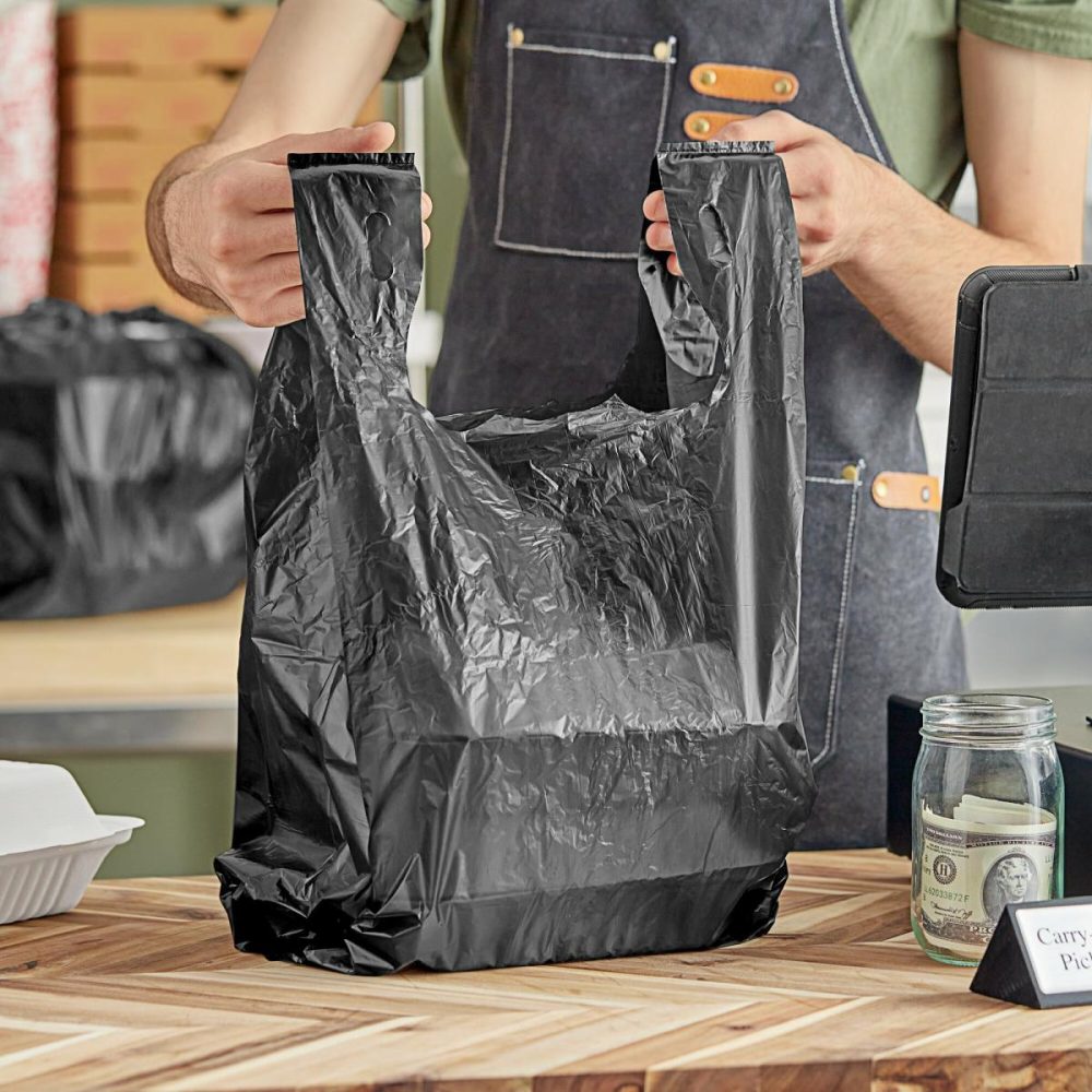 Take-Out Bags |  1/6 Standard Size Black Unprinted Embossed Standard-Duty Plastic T-Shirt Bag – 1000/Case