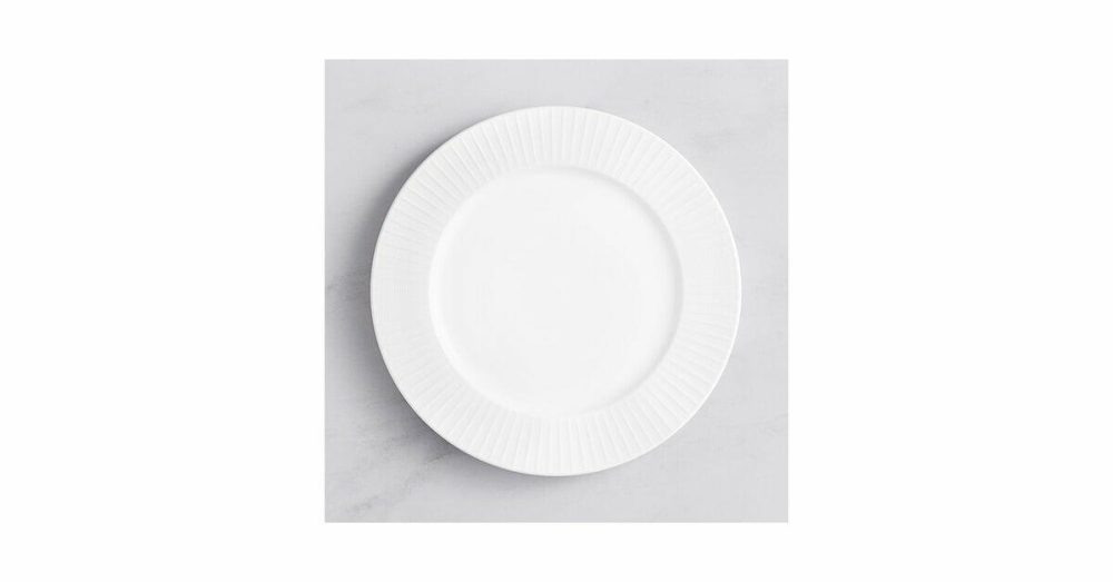 Porcelain Plates |  Cordelia 10 1/4" Bright White Embossed Wide Rim Porcelain Plate - 12/Case